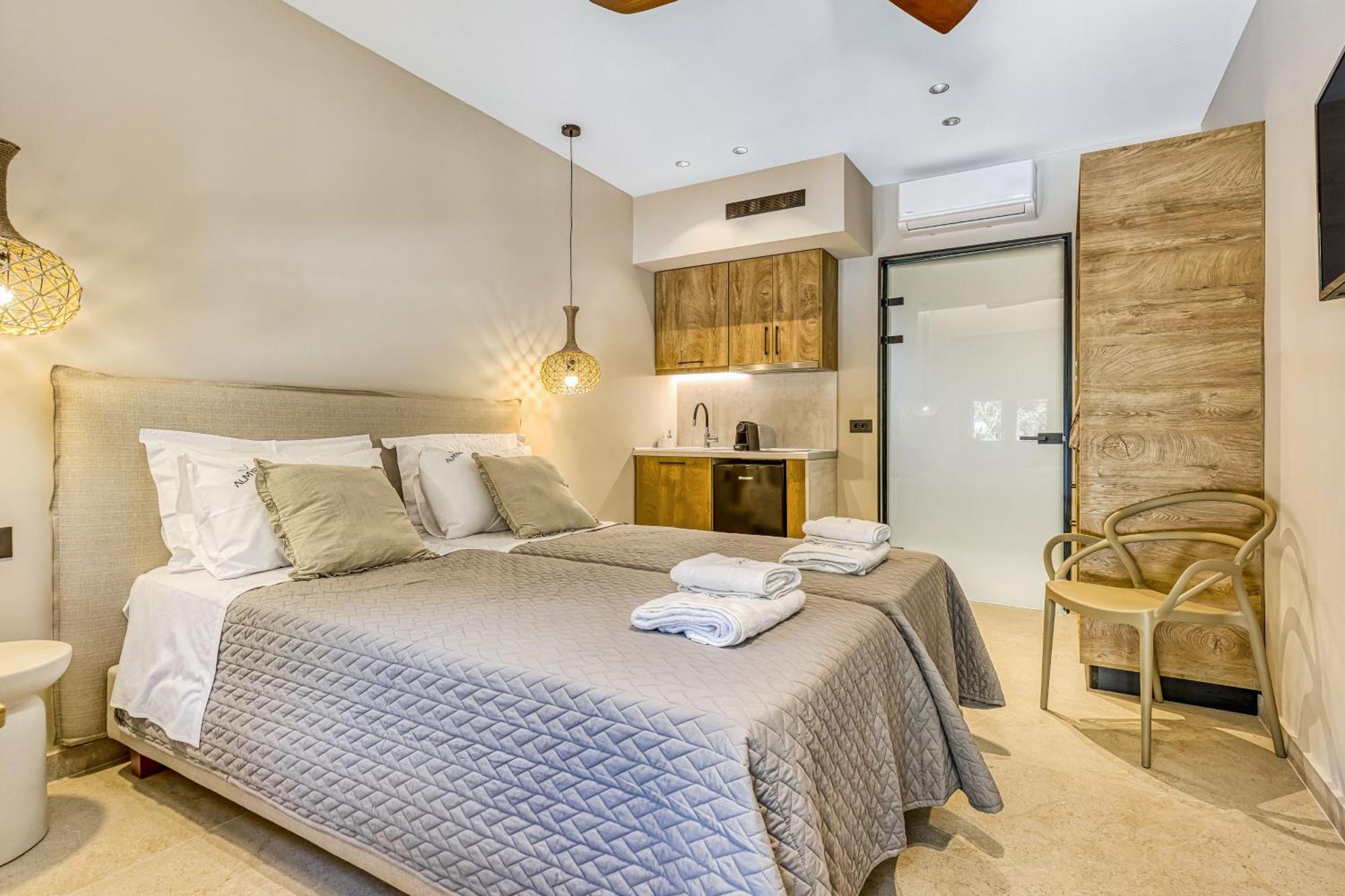 Almyra Apartments & Studios Agios Gordios  Extérieur photo