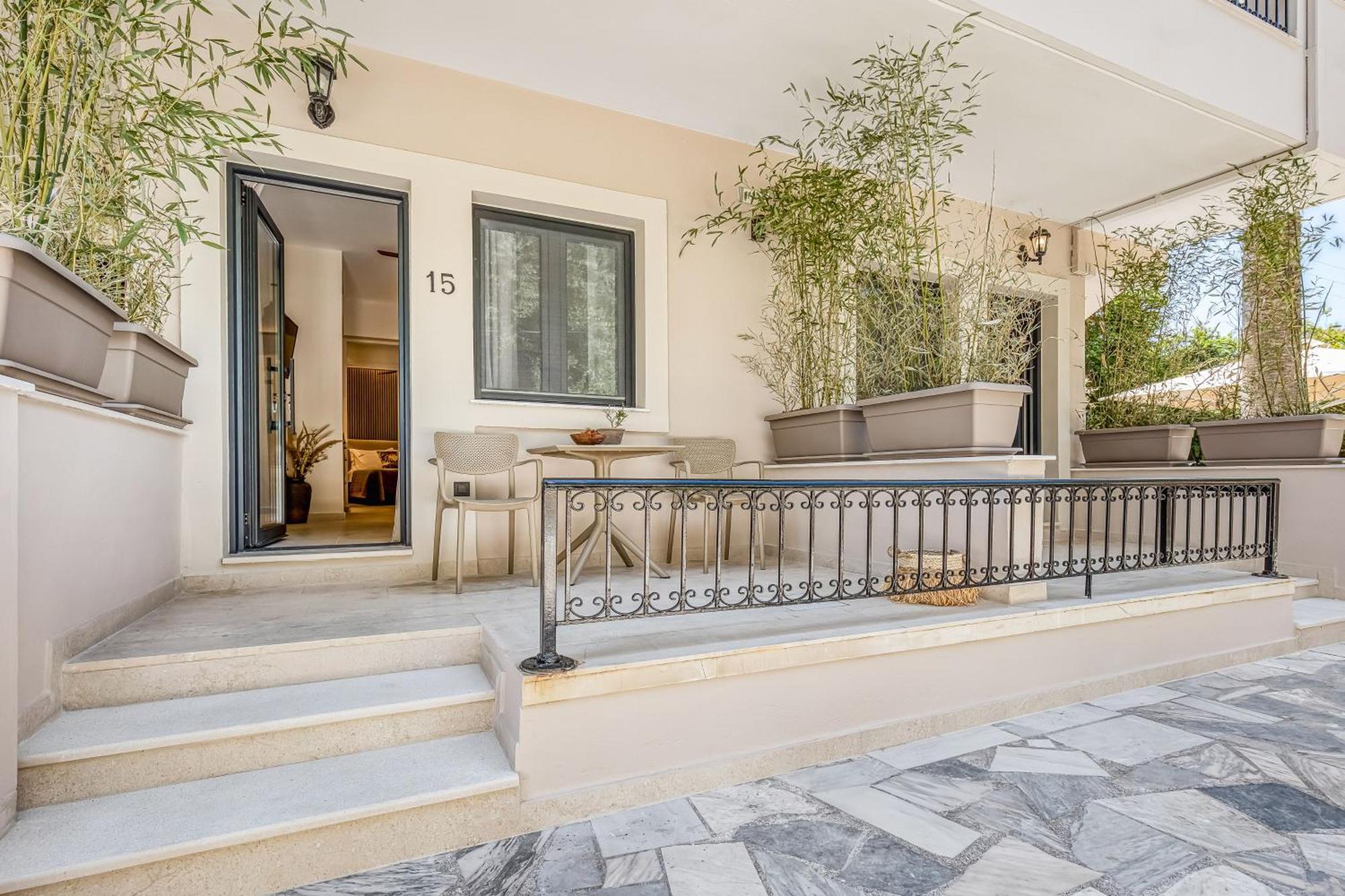 Almyra Apartments & Studios Agios Gordios  Extérieur photo