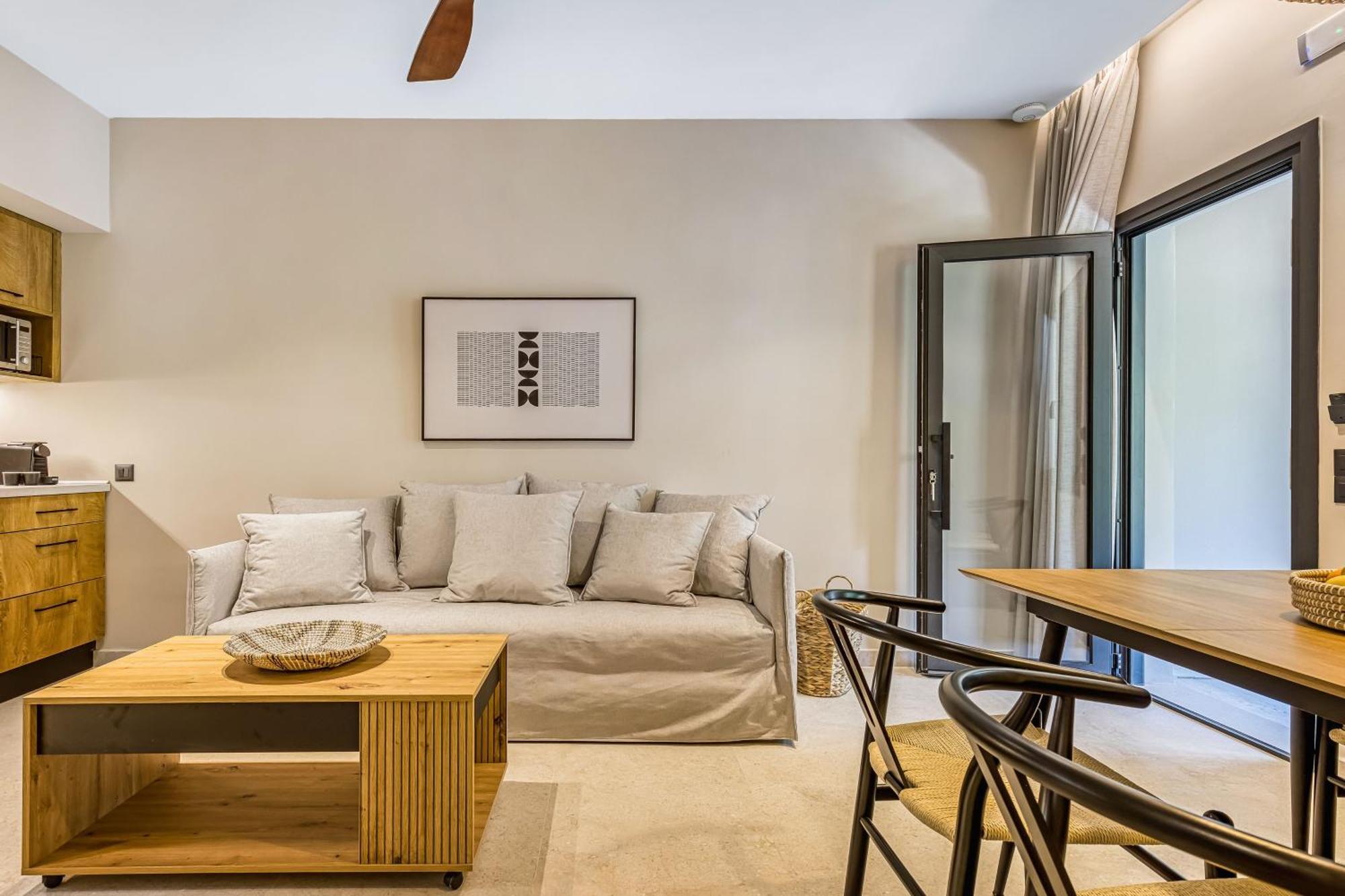 Almyra Apartments & Studios Agios Gordios  Extérieur photo